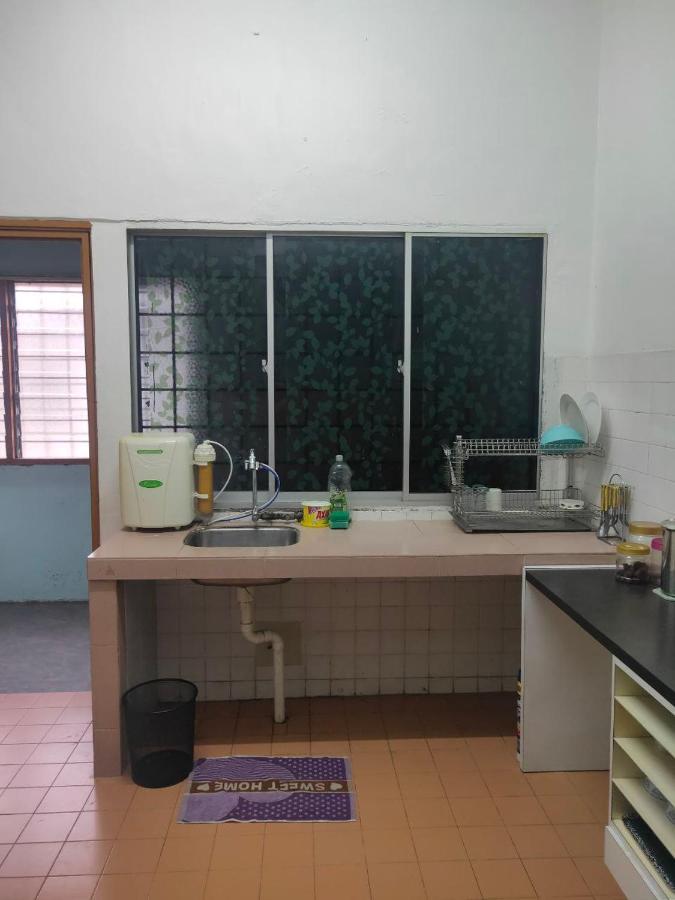 CORNER LOT,LANDED Kajang Semenyih Bee Homestay Bagian luar foto